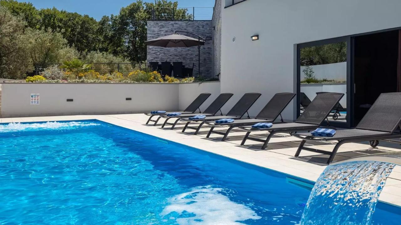 Luxury Villa Subventus Bajcici Zewnętrze zdjęcie